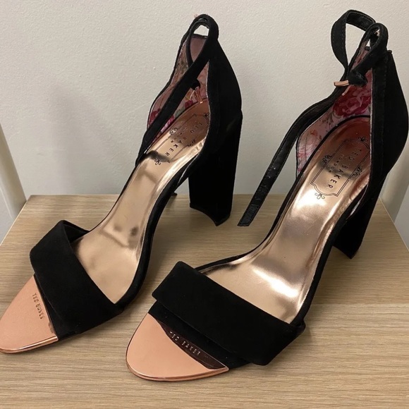 Ted Baker Black Heels - Picture 2 of 8